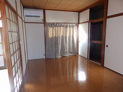 和室は、天井までたっぷり収納OK!
